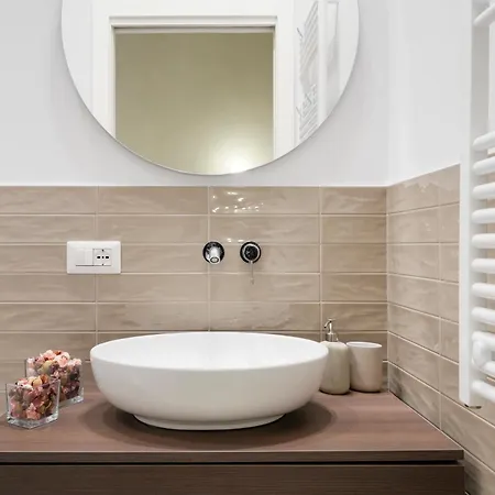 Mimi's - Charming Old Town 3* Bari