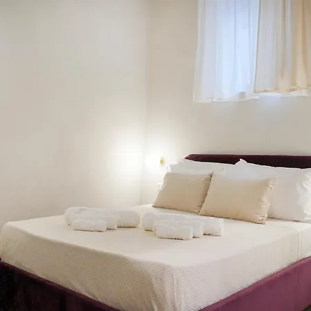 ゲストハウス Mimi's - Charming Old Town バーリ