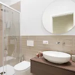 Mimi's - Charming Old Town 3* Bari